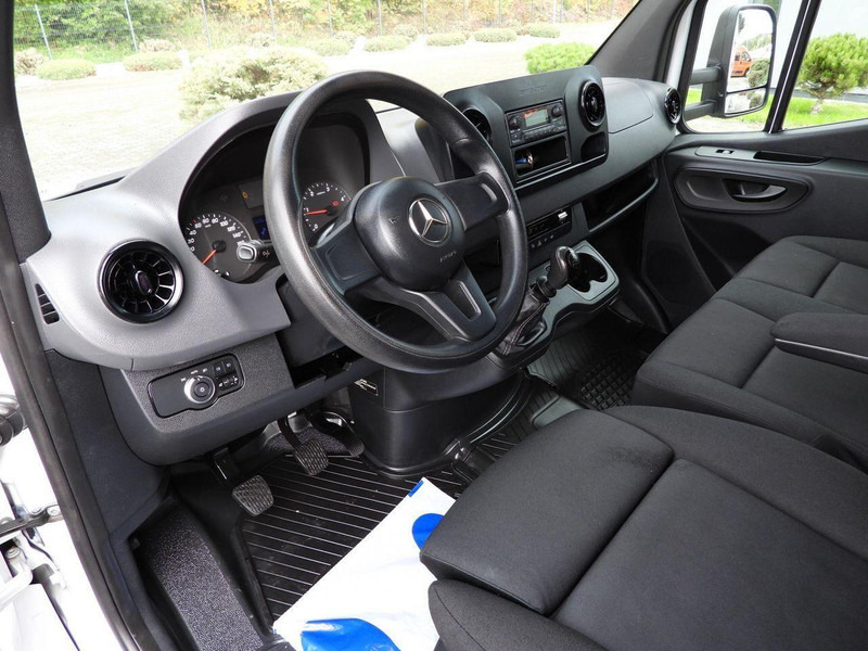 Mercedes-Benz SPRINTER 316 PLANDEKA 10 PALET BLIŹNIACZE KOŁA KLIMATYZACJA 165 - Curtain side van: picture 2 Mercedes-Benz SPRINTER 316 PLANDEKA 10 PALET BLIŹNIACZE KOŁA KLIMATYZACJA 165 - Curtain side van: picture 2