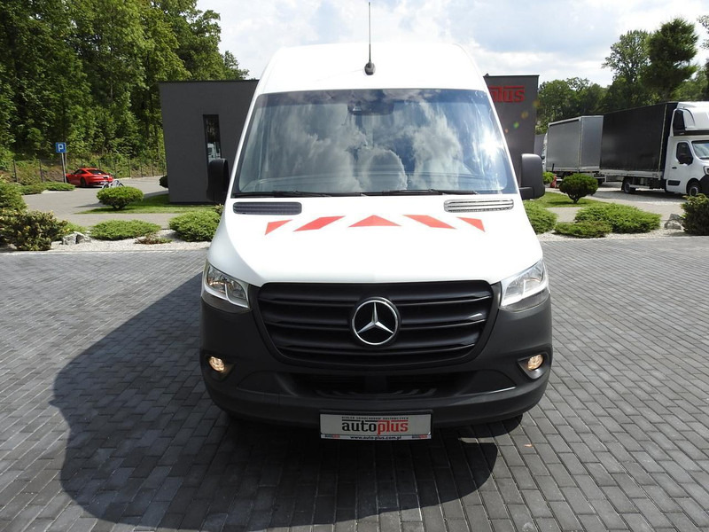 Mercedes-Benz SPRINTER FURGON BRYGADÓWKA 5 MIEJSC TEMPOMAT NAWIGACJA KLIMATYZ - Minibus, Passenger van: picture 5 Mercedes-Benz SPRINTER FURGON BRYGADÓWKA 5 MIEJSC TEMPOMAT NAWIGACJA KLIMATYZ - Minibus, Passenger van: picture 5
