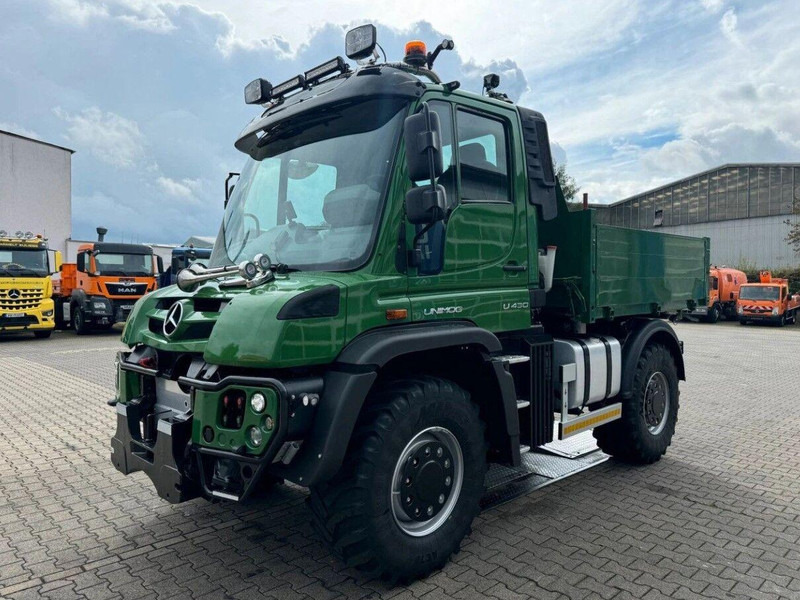 Mercedes-Benz Unimog U430 4x4 Tipper - Tipper: picture 1 Mercedes-Benz Unimog U430 4x4 Tipper - Tipper: picture 1