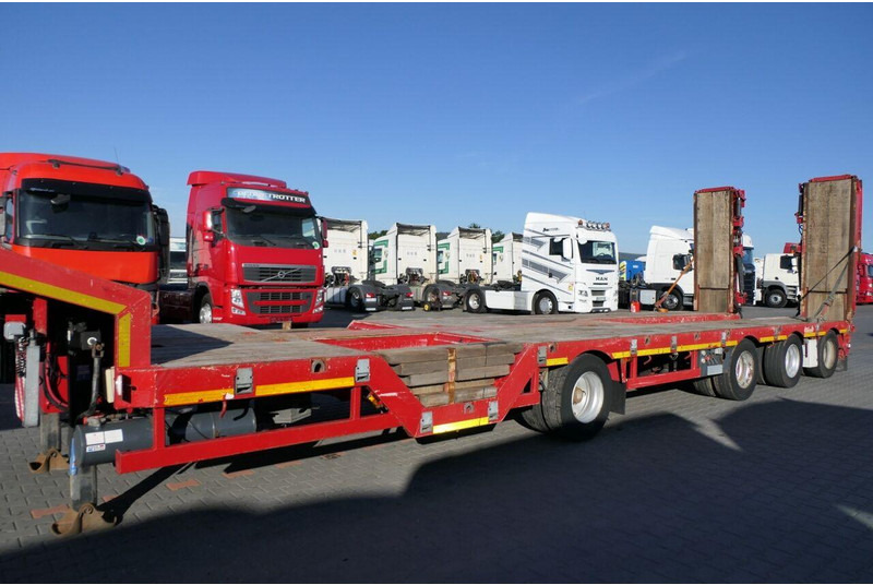 Nooteboom NISKOPODWOZIE LAWETA / 4 OSIOWA / DMC: 73500 KG / NAJAZDY HYDRAU - Low loader semi-trailer: picture 5 Nooteboom NISKOPODWOZIE LAWETA / 4 OSIOWA / DMC: 73500 KG / NAJAZDY HYDRAU - Low loader semi-trailer: picture 5