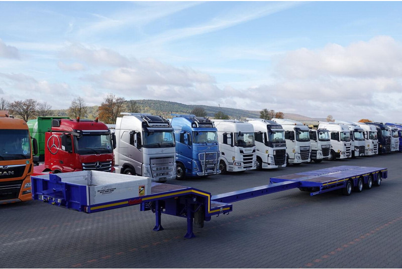 Nooteboom NISKOPODWOZIE / ROZCIĄGANA / 4 OSIOWA / OSIE SKRĘTNE / SAF - Low loader semi-trailer: picture 1 Nooteboom NISKOPODWOZIE / ROZCIĄGANA / 4 OSIOWA / OSIE SKRĘTNE / SAF - Low loader semi-trailer: picture 1