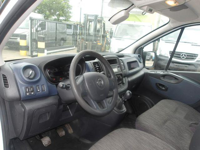 Opel Vivaro on lease Opel Vivaro: picture 12 Opel Vivaro on lease Opel Vivaro: picture 12