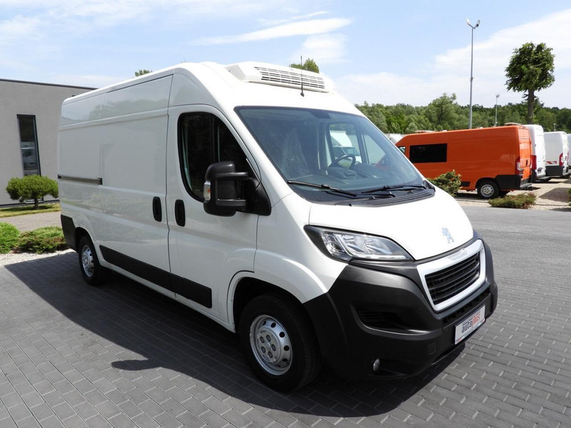 Peugeot BOXER FURGON CHŁODNIA -10*C TEMPOMAT KLIMATYZACJA 130KM [ G23 - Refrigerated van: picture 4 Peugeot BOXER FURGON CHŁODNIA -10*C TEMPOMAT KLIMATYZACJA 130KM [ G23 - Refrigerated van: picture 4