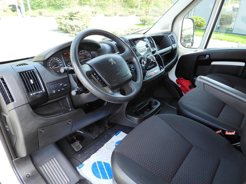 Peugeot BOXER WYWROTKA PODWÓJNA KABINA DOKA 7 MIEJSC TEMPOMAT KLIMATYZA - Tipper: picture 2 Peugeot BOXER WYWROTKA PODWÓJNA KABINA DOKA 7 MIEJSC TEMPOMAT KLIMATYZA - Tipper: picture 2