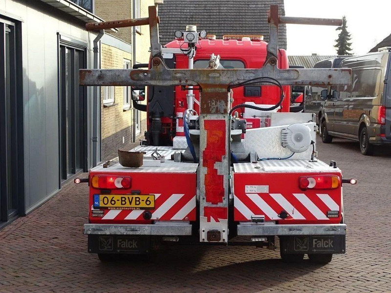 Renault D180 URO 6 RECOVERY WINCH REMOTE TUV 02/2025 - Dropside/ Flatbed truck: picture 5 Renault D180 URO 6 RECOVERY WINCH REMOTE TUV 02/2025 - Dropside/ Flatbed truck: picture 5