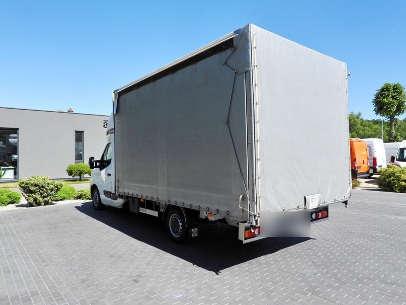 Curtain side van Renault Master: picture 10