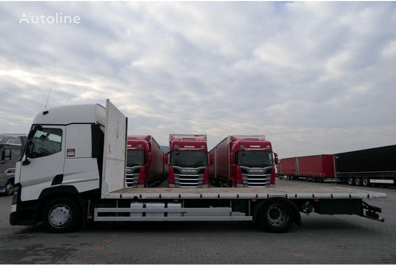 Renault T460 Platform 7,5 m - Dropside/ Flatbed truck: picture 1 Renault T460 Platform 7,5 m - Dropside/ Flatbed truck: picture 1