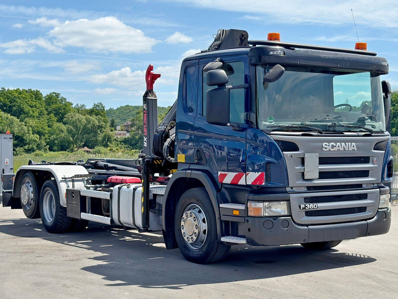 Scania P 360 * ABROLLKIPPER * HIAB 111 BS -2 HIDUO/FUNK - Hook lift truck, Crane truck: picture 3 Scania P 360 * ABROLLKIPPER * HIAB 111 BS -2 HIDUO/FUNK - Hook lift truck, Crane truck: picture 3