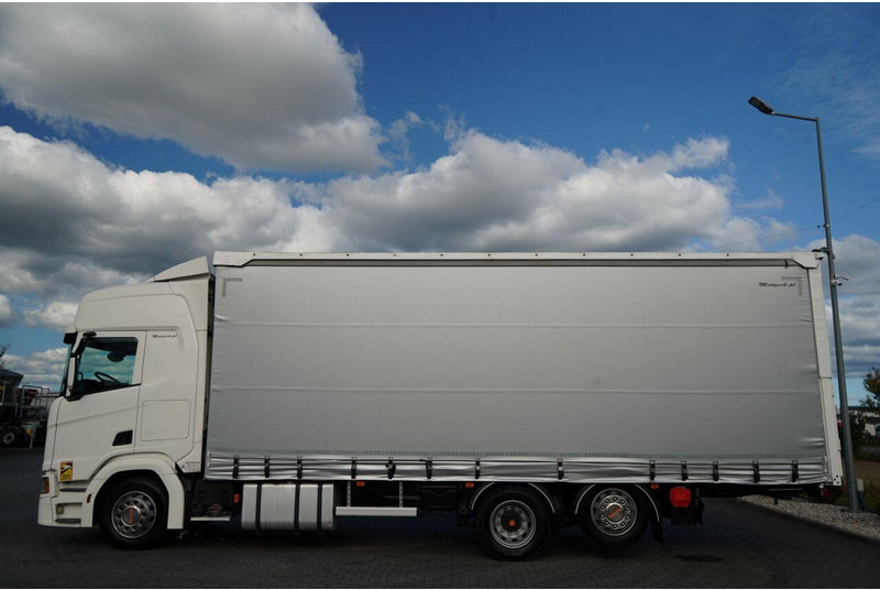 Scania R 450 / MEGA / 6x2 / FIRANKA - 8,2 m / SOLÓWKA / OŚ PODNOSZONA / - Curtainsider truck: picture 3 Scania R 450 / MEGA / 6x2 / FIRANKA - 8,2 m / SOLÓWKA / OŚ PODNOSZONA / - Curtainsider truck: picture 3