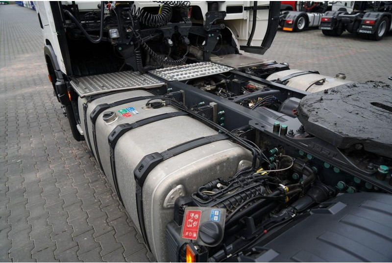 Tractor unit Scania R 460 / GWARANCJA FABRYCZNA / RETARDER /: picture 13