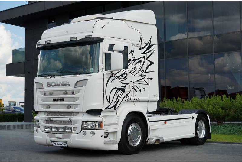 Scania R 580 / V8 / RETARDER / FULL AIRMATIC / I-PARK COOL/ SKÓRY / OPO - Tractor unit: picture 4 Scania R 580 / V8 / RETARDER / FULL AIRMATIC / I-PARK COOL/ SKÓRY / OPO - Tractor unit: picture 4