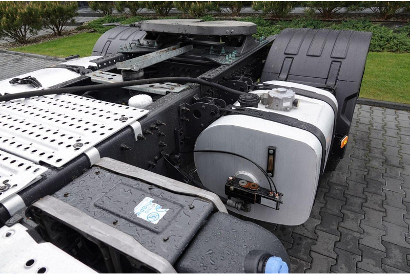 Tractor unit Volvo FH 500 / NISKA KABINA / HYDRAULIKA / PO KONTRAKCIE SERWISOWYM: picture 11