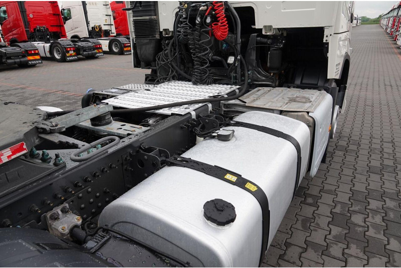 Tractor unit Volvo FH 500 / NISKA KABINA / HYDRAULIKA / PO KONTRAKCIE SERWISOWYM: picture 15