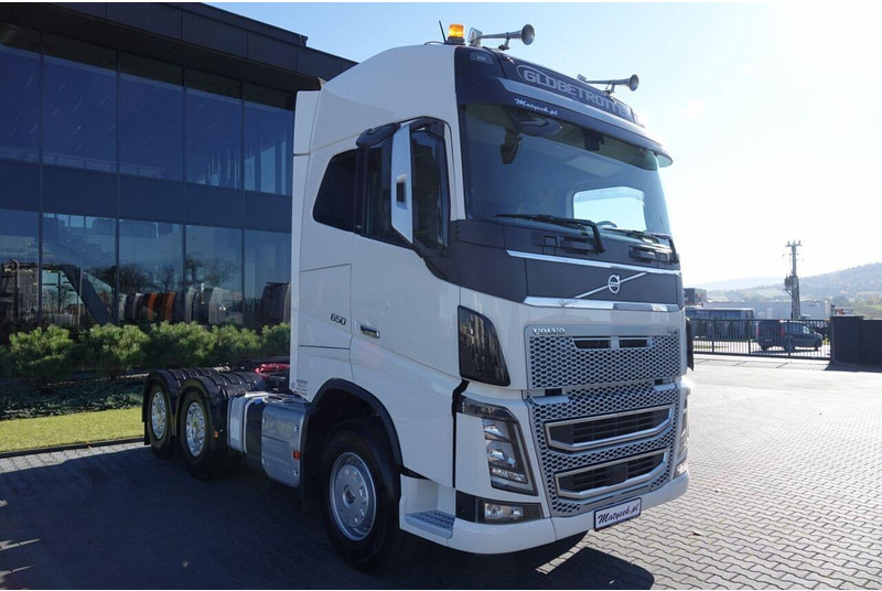 Volvo FH16 / 650 / 6x4 / HYDRAULIKA / I -PARK COOL / 3 OSIOWY CIĄGNIK - Tractor unit: picture 2 Volvo FH16 / 650 / 6x4 / HYDRAULIKA / I -PARK COOL / 3 OSIOWY CIĄGNIK - Tractor unit: picture 2