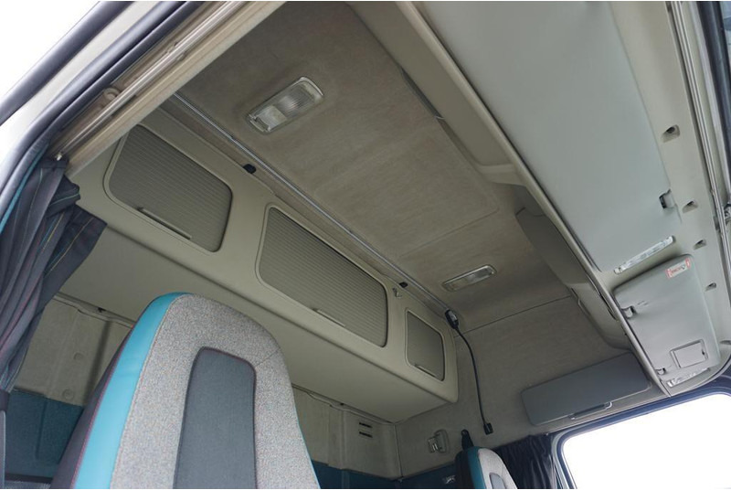 Volvo FM / 450 / ACC / EURO 6 / PEŁNY ADR / WAGA 6692 KG / KOMPRESOR on lease Volvo FM / 450 / ACC / EURO 6 / PEŁNY ADR / WAGA 6692 KG / KOMPRESOR: picture 17