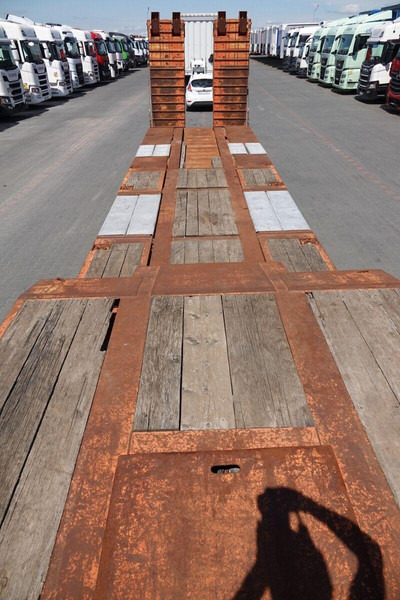 Low loader semi-trailer Trax NACZEPA LAWETA / NISKOPODWOZIE / NAJAZDY HYDRAULICZNE / OŚ SKRĘ: picture 19 Low loader semi-trailer Trax NACZEPA LAWETA / NISKOPODWOZIE / NAJAZDY HYDRAULICZNE / OŚ SKRĘ: picture 19