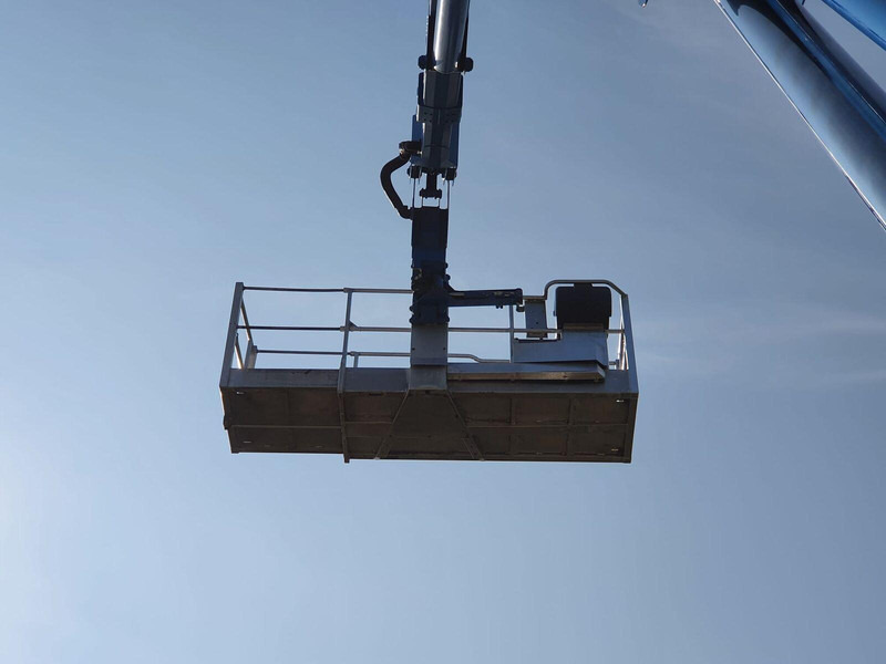 Truck, Crane truck Iveco Eurocargo ML 180 E 24 - Bizocchi KJF 320 lifting basket 32 m: picture 8