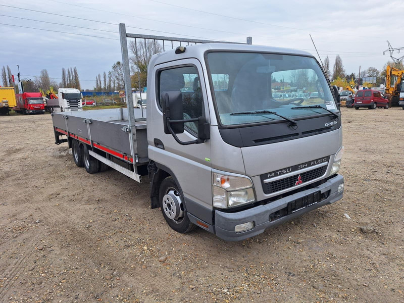 Mitsubishi Canter 3,0 d BE Clixtar Trekker + Veldhuizen BE Clixtar Pritsch - Van: picture 3 Mitsubishi Canter 3,0 d BE Clixtar Trekker + Veldhuizen BE Clixtar Pritsch - Van: picture 3
