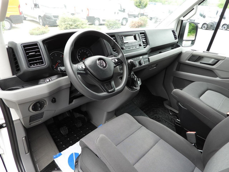 Volkswagen CRAFTER PLANDEKA 8 PALET TEMPOMAT LEDY KLIMATYZACJA 180KM [ 04 - Curtain side van: picture 2 Volkswagen CRAFTER PLANDEKA 8 PALET TEMPOMAT LEDY KLIMATYZACJA 180KM [ 04 - Curtain side van: picture 2