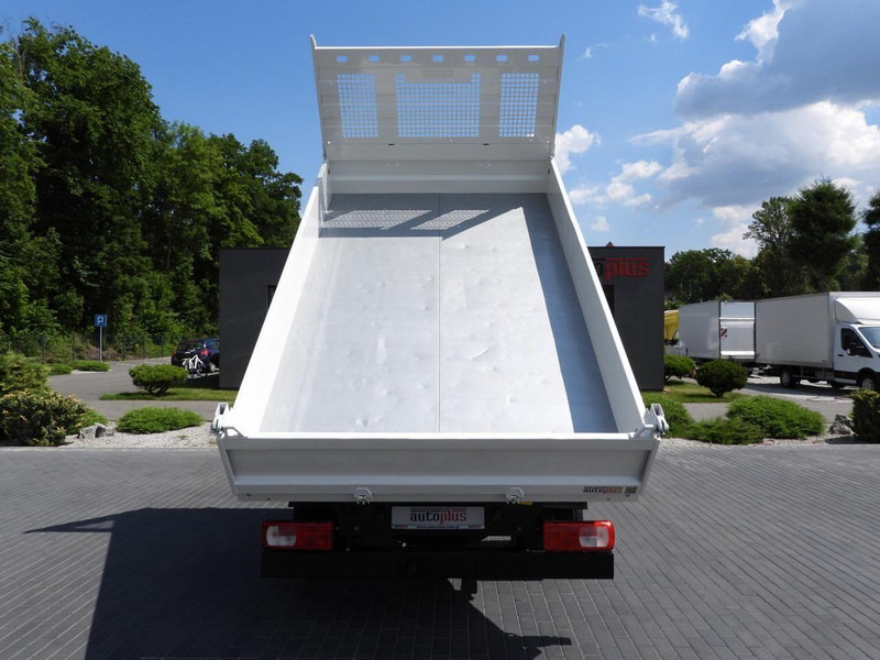 Tipper van Volkswagen CRAFTER WYWROTKA TEMPOMAT BLIŹNIACZE KOŁA KLIMATYZACJA 180KM [: picture 11 Tipper van Volkswagen CRAFTER WYWROTKA TEMPOMAT BLIŹNIACZE KOŁA KLIMATYZACJA 180KM [: picture 11