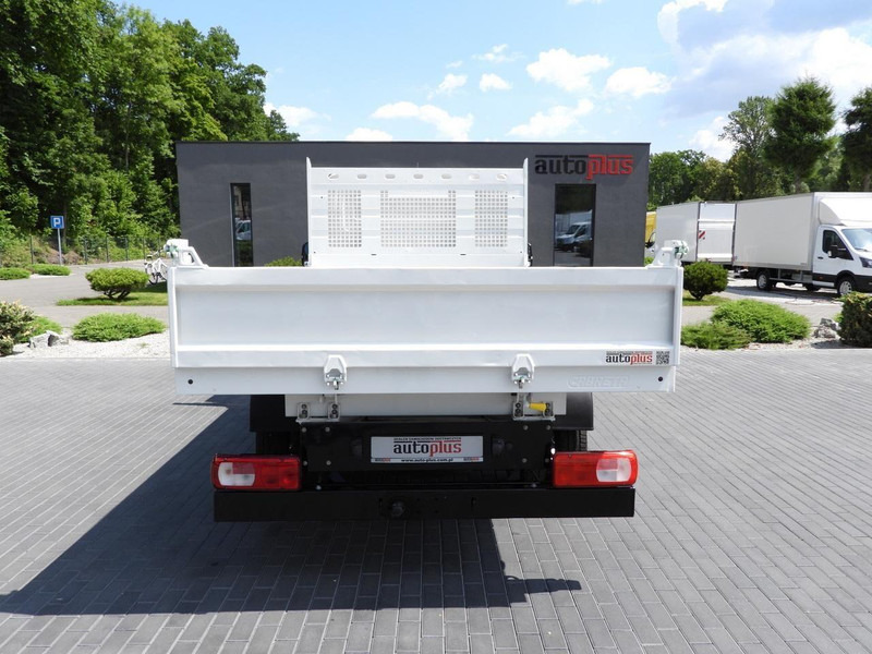 Tipper van Volkswagen CRAFTER WYWROTKA TEMPOMAT BLIŹNIACZE KOŁA KLIMATYZACJA 180KM [: picture 10 Tipper van Volkswagen CRAFTER WYWROTKA TEMPOMAT BLIŹNIACZE KOŁA KLIMATYZACJA 180KM [: picture 10