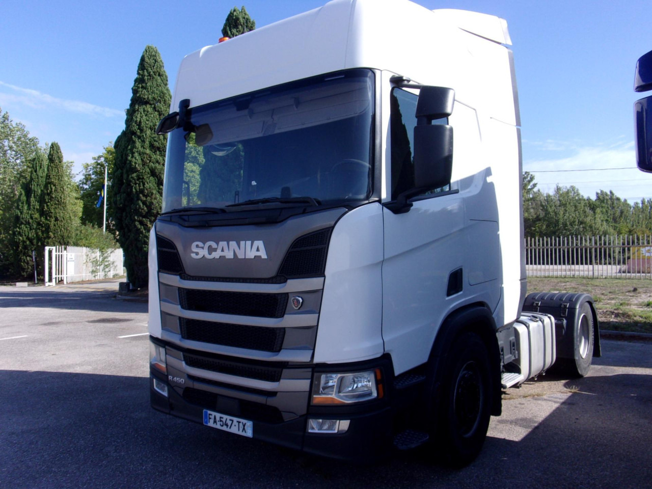 SCANIA R 450 A4x2NA - Tractor unit: picture 1 SCANIA R 450 A4x2NA - Tractor unit: picture 1