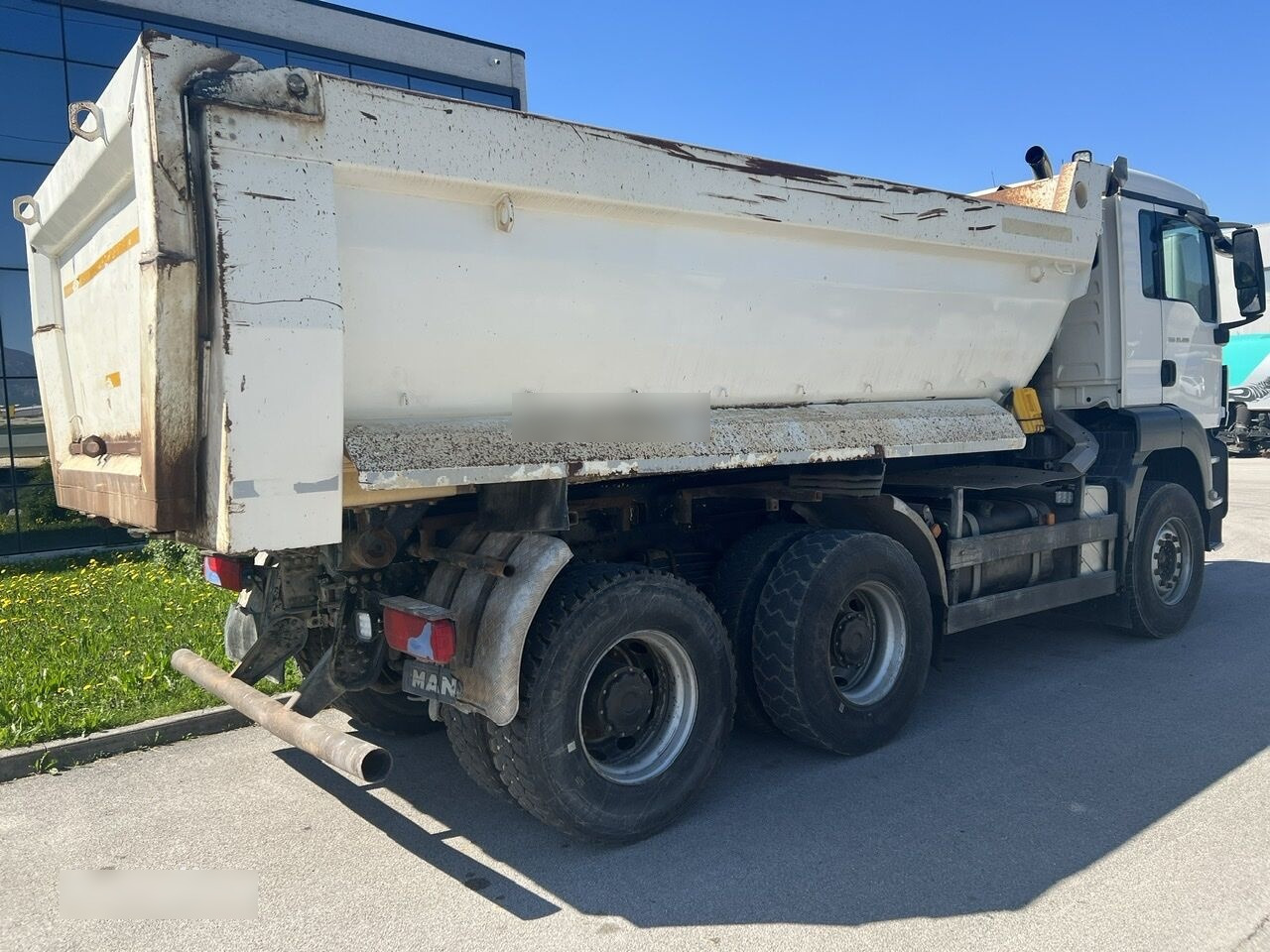 Tipper MAN TGS 33.400: picture 5