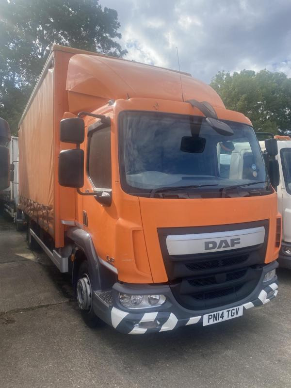 DAF FA45-180 12 Ton Curtansider - Curtainsider truck: picture 4 DAF FA45-180 12 Ton Curtansider - Curtainsider truck: picture 4