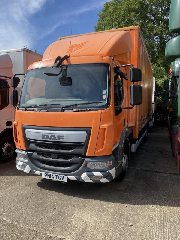 DAF FA45-180 12 Ton Curtansider - Curtainsider truck: picture 3 DAF FA45-180 12 Ton Curtansider - Curtainsider truck: picture 3