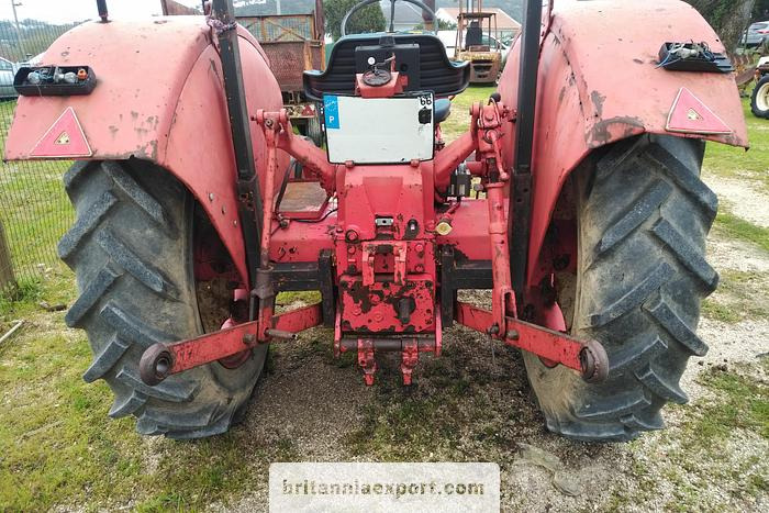 INTERNATIONAL 523 Farm Tractor | 2.9 diesel | 3 cylinder | - Farm tractor: picture 4 INTERNATIONAL 523 Farm Tractor | 2.9 diesel | 3 cylinder | - Farm tractor: picture 4