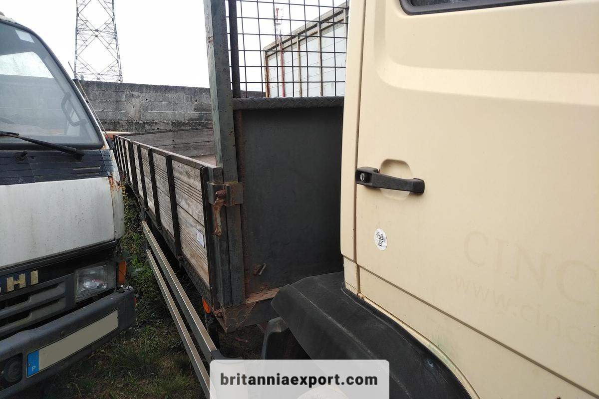 MERCEDES-BENZ 1314 | OM366 6 Cylinder | 4x2 6 Tyres | 13 Ton | On Springs - Dropside/ Flatbed truck: picture 4 MERCEDES-BENZ 1314 | OM366 6 Cylinder | 4x2 6 Tyres | 13 Ton | On Springs - Dropside/ Flatbed truck: picture 4