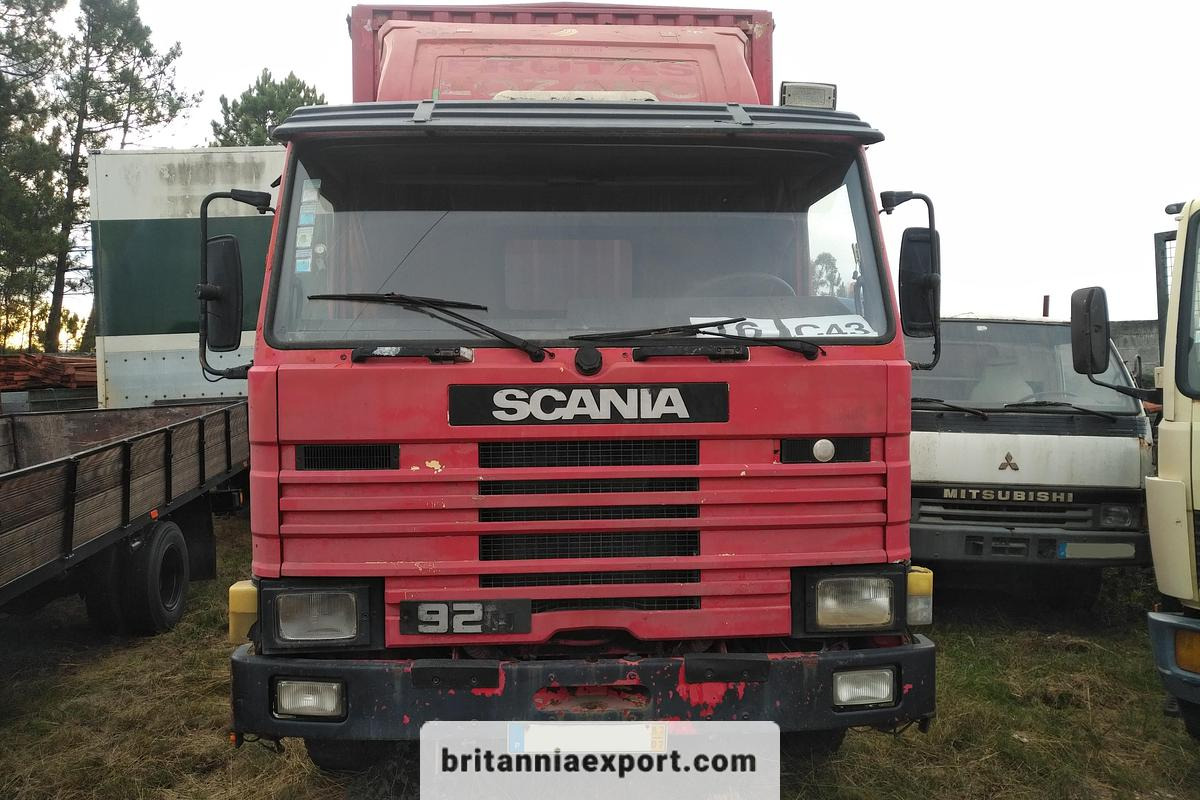 SCANIA P 92H | 6x2 10 tyres | On springs | Manual Pump | 26 ton - Curtainsider truck: picture 2 SCANIA P 92H | 6x2 10 tyres | On springs | Manual Pump | 26 ton - Curtainsider truck: picture 2