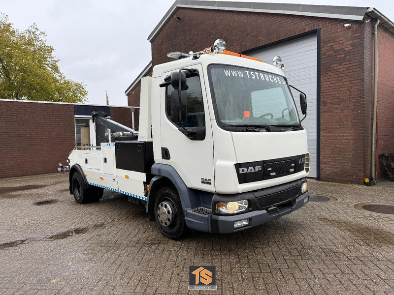 DAF FA LF45 EURO 3 - MANUAL - TOWTRUCK/AFSLEPER/ABSCHLEPP - BELGIUM TRUCK - TUV/APK 06/2026 - TOP! - Tow truck: picture 4 DAF FA LF45 EURO 3 - MANUAL - TOWTRUCK/AFSLEPER/ABSCHLEPP - BELGIUM TRUCK - TUV/APK 06/2026 - TOP! - Tow truck: picture 4