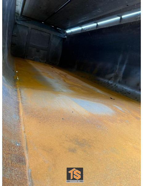 Terberg FM2000-T 8X8 - EURO 5 - AUTOMATIC - KIPPER/TIPPER - NL TRUCK - ISOLATED HARDOX - TOP! - Tipper: picture 5 Terberg FM2000-T 8X8 - EURO 5 - AUTOMATIC - KIPPER/TIPPER - NL TRUCK - ISOLATED HARDOX - TOP! - Tipper: picture 5