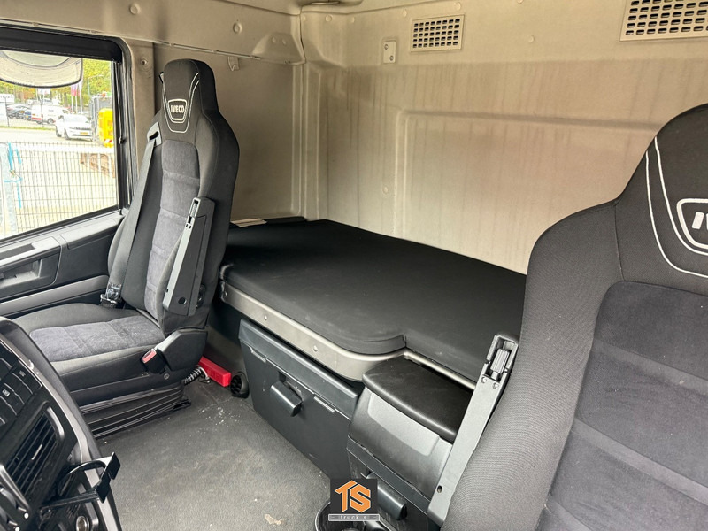 Tractor unit Iveco AS 460 EURO 6 - AUTOMATIC - TOP!: picture 17