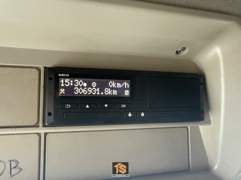 Tractor unit Iveco AS 460 EURO 6 - AUTOMATIC - TOP!: picture 19