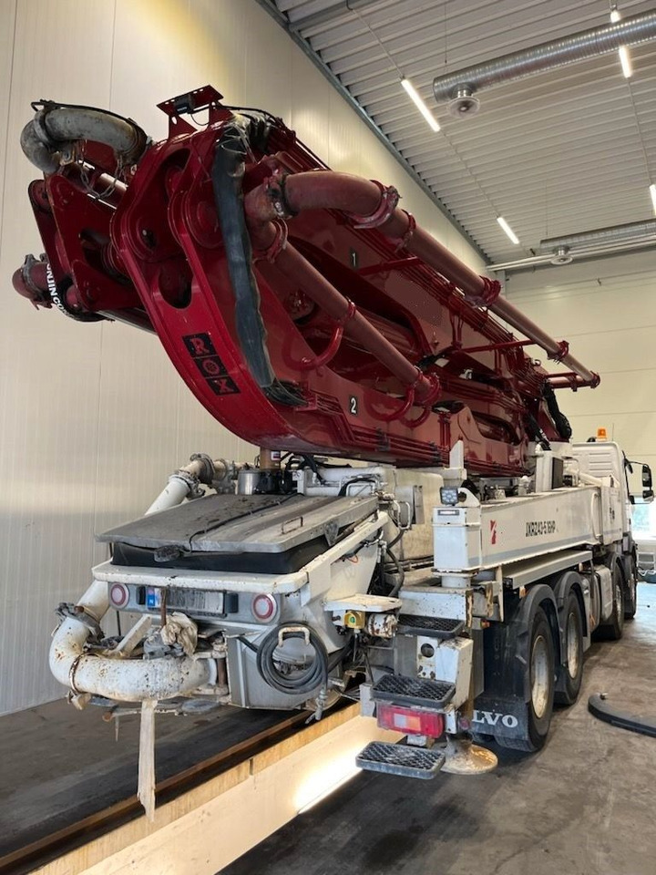 Volvo FMX500 8x4 / JUN JIN 43 mtr pump - Concrete pump truck: picture 5 Volvo FMX500 8x4 / JUN JIN 43 mtr pump - Concrete pump truck: picture 5