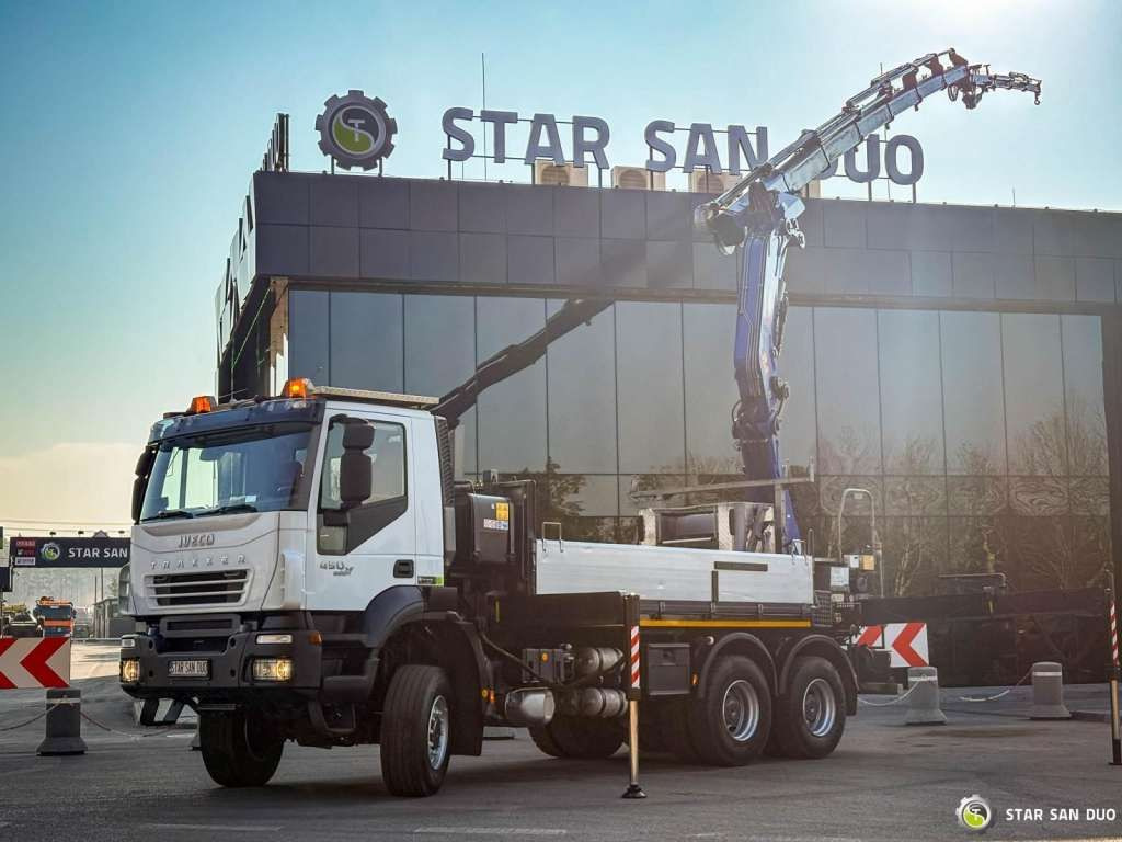 Iveco TRAKKER 450 6x6 PM41S FLY JIB Crane Kipper - Crane truck: picture 1 Iveco TRAKKER 450 6x6 PM41S FLY JIB Crane Kipper - Crane truck: picture 1