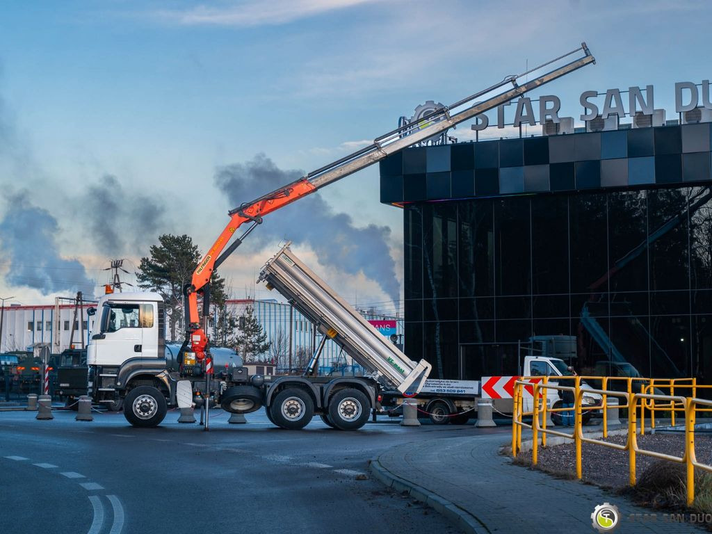 MAN 6x6 TGS 26.360 PALFINGER PK 18002 Kipper KRAN - Crane truck, Tipper: picture 5 MAN 6x6 TGS 26.360 PALFINGER PK 18002 Kipper KRAN - Crane truck, Tipper: picture 5