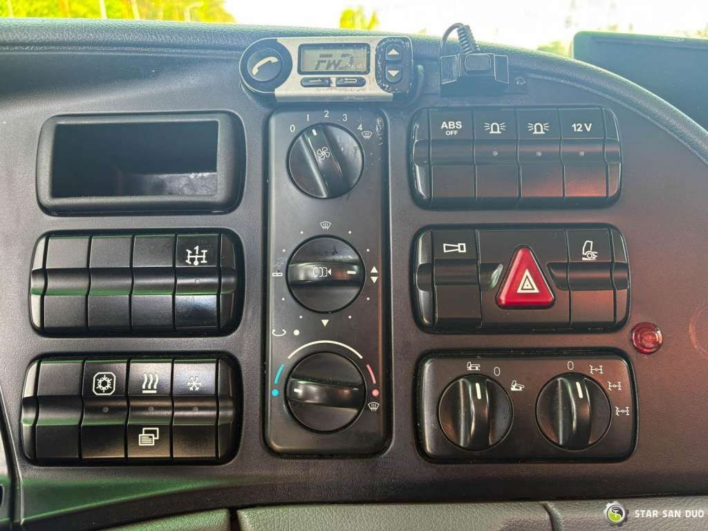 Crane truck Mercedes-Benz  ACTROS 2044A 4x4 Palfinger PK 20002 hds Crane: picture 18