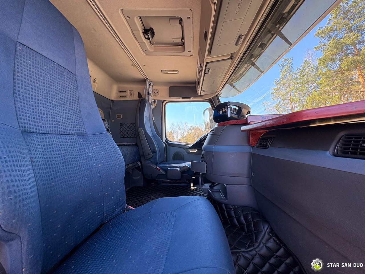 Crane truck : picture 16 Crane truck : picture 16