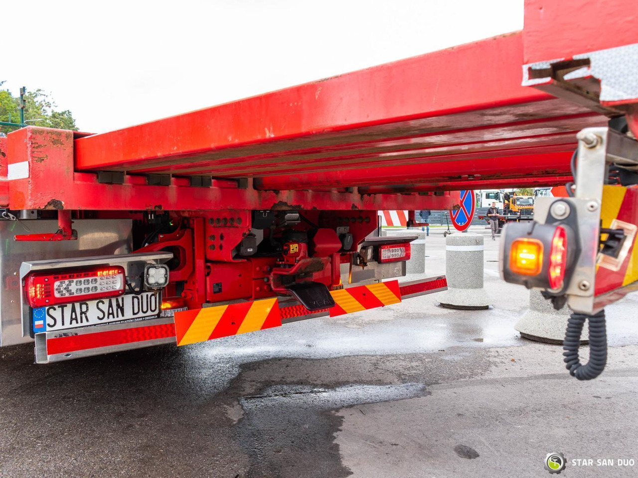 Crane truck : picture 25