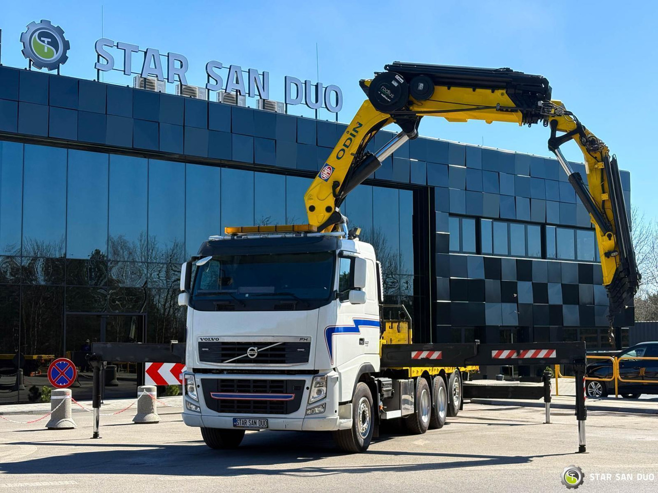 Crane truck : picture 8 Crane truck : picture 8