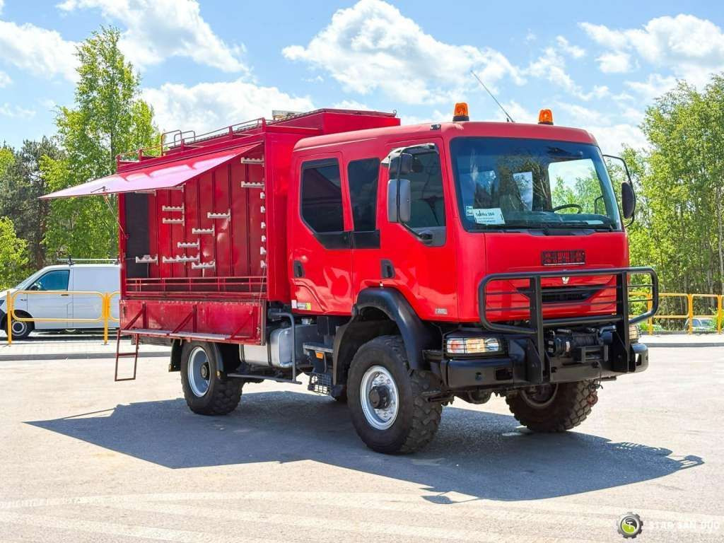 Renault MIDLUM 4x4 DOKA Brigade Double Cabin Camper - Cab chassis truck: picture 3 Renault MIDLUM 4x4 DOKA Brigade Double Cabin Camper - Cab chassis truck: picture 3