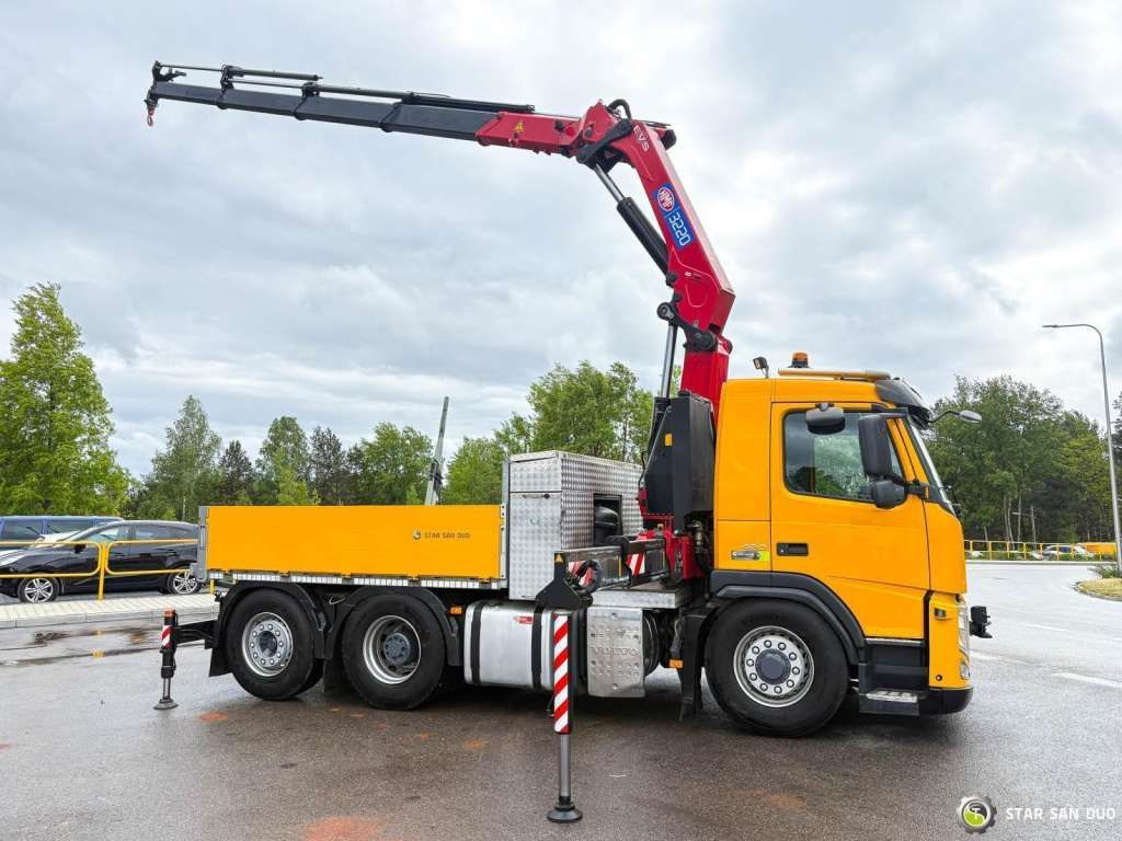 Volvo FM 460 6x4x4 HMF 3220 Crane HDS - Tractor unit: picture 4 Volvo FM 460 6x4x4 HMF 3220 Crane HDS - Tractor unit: picture 4