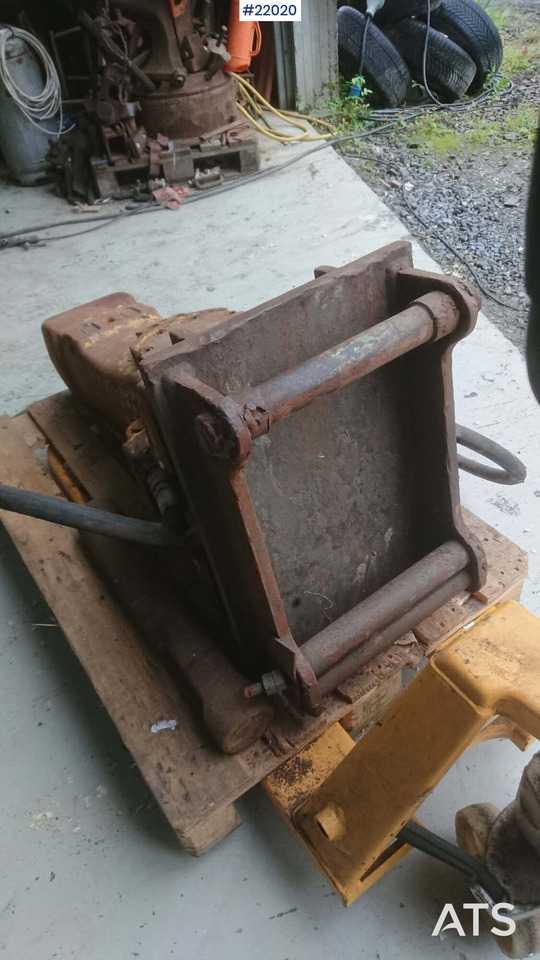 Atlas copco 550 - Hydraulic hammer: picture 2 Atlas copco 550 - Hydraulic hammer: picture 2