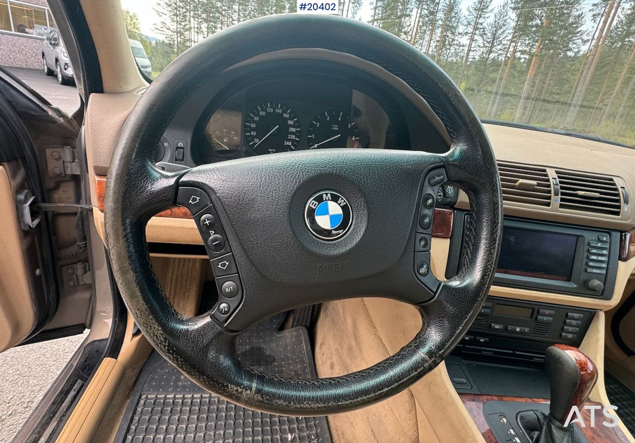 Car BMW 5-SERIE: picture 12