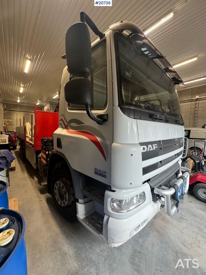DAF CF75.250 - Crane truck, Dropside/ Flatbed truck: picture 4 DAF CF75.250 - Crane truck, Dropside/ Flatbed truck: picture 4