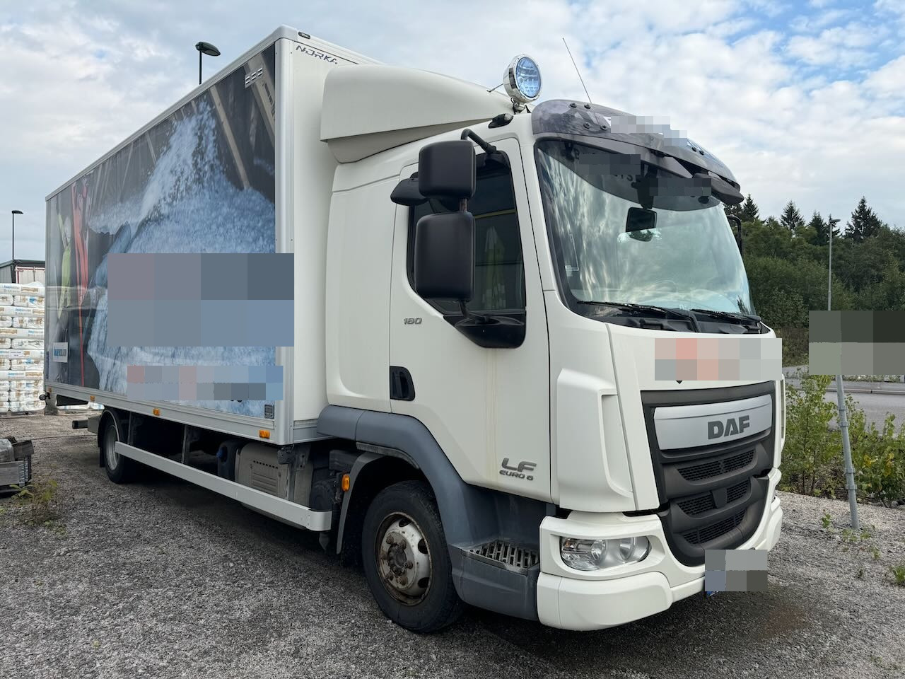 DAF LF 180 - Box truck: picture 1 DAF LF 180 - Box truck: picture 1