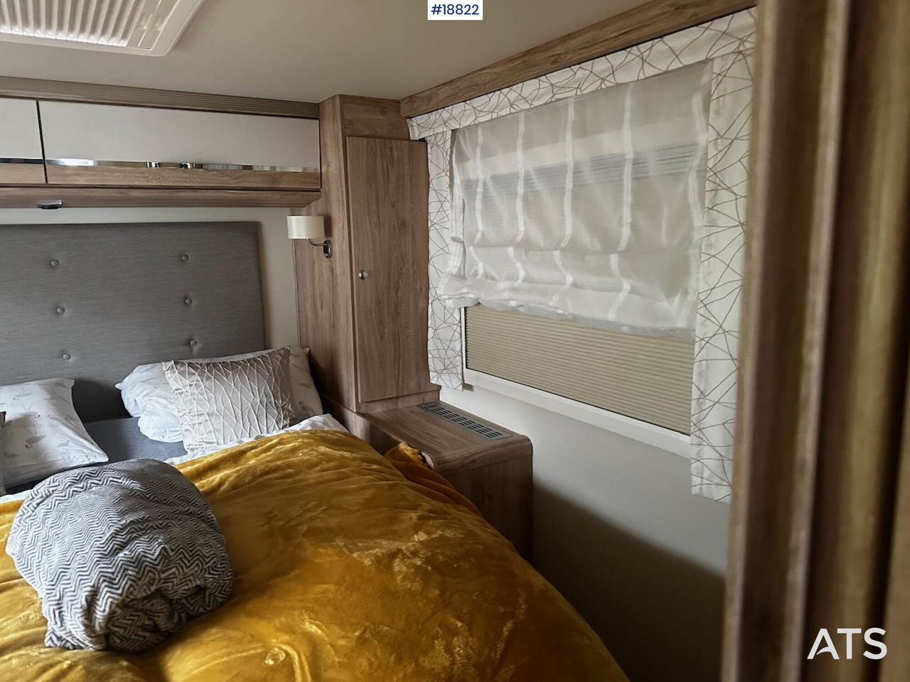 Semi-integrated motorhome Eura MOBIL PROFILA 726 QF: picture 28